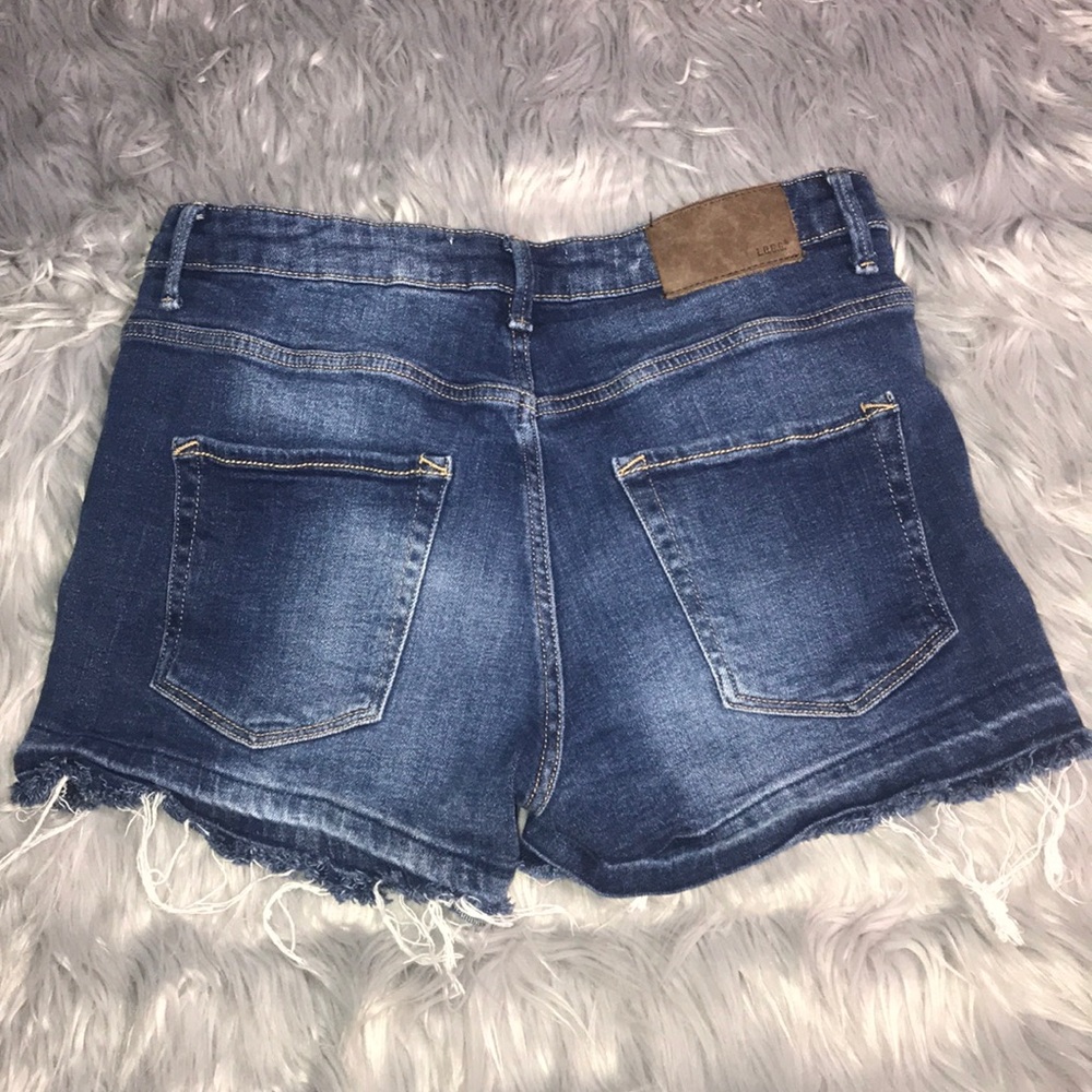 [H&M] Jean shorts - Picture 5 of 5